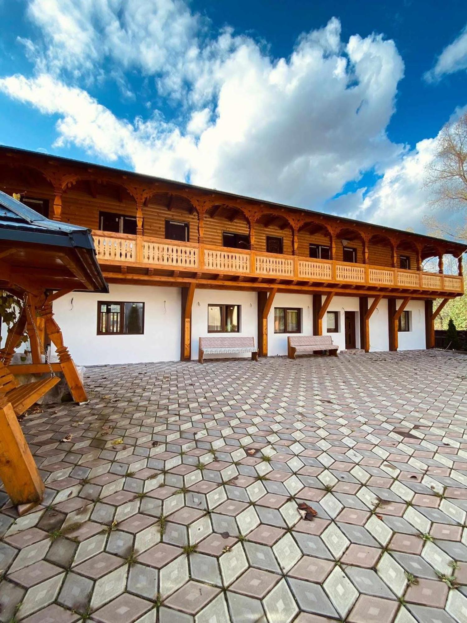 Pensiunea Malinul Birsana Exterior photo